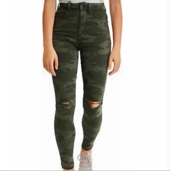 NWT AE Curvy Ripped Camo High Waisted Jegging Jeans - Picture 3 of 15